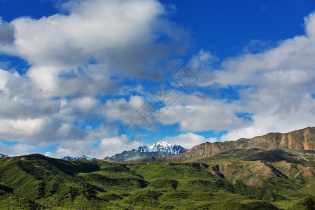 美国阿拉斯加美丽的山脉图片