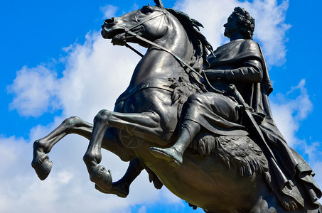 圣彼得堡的彼得大帝骑马雕像图片