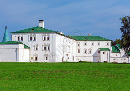 俄罗斯苏兹达尔克里姆林宫17世图片