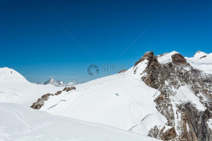 山顶风光如诗画的山景图片