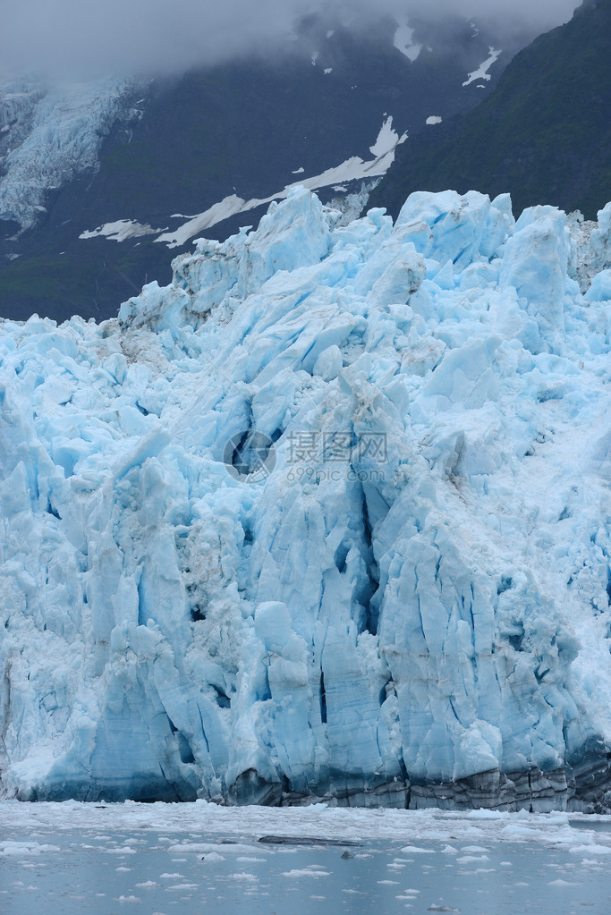维拉姆王子的潮水冰川蓝色颜在阿图片