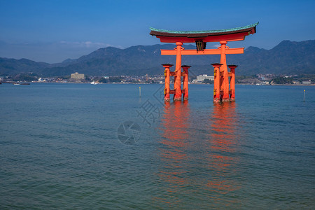 日本宫岛美丽的严岛神社图片