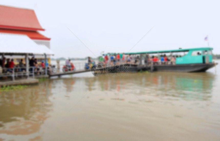 河渡轮在泰国曼谷ChaoPhraya河图片