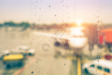 机场门口飞机的抽象散焦景图片