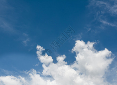 白云和蓝天背景图像图片