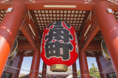 浅草神社入口处的大灯图片