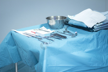 医院急诊手术室动脉镜检查钥匙孔外科设备图片