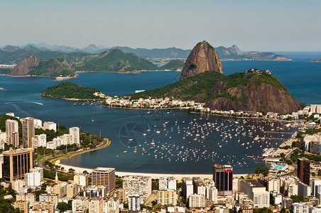 风景如画的里约热内卢天际线与甜面包山图片