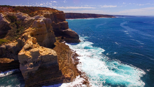 澳大利亚大洋路的拱门岩层图片
