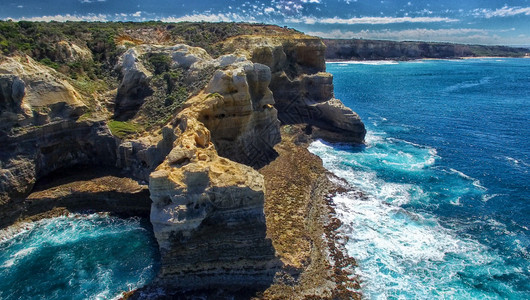 澳大利亚大洋公路海岸线沿的岩图片