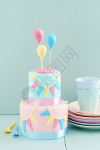 与气球生日蛋糕图片