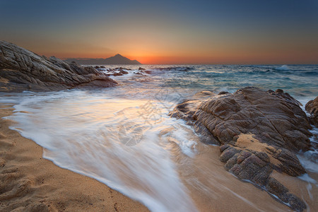 希腊爱琴海沿岸的希腊海岸日出美丽图片