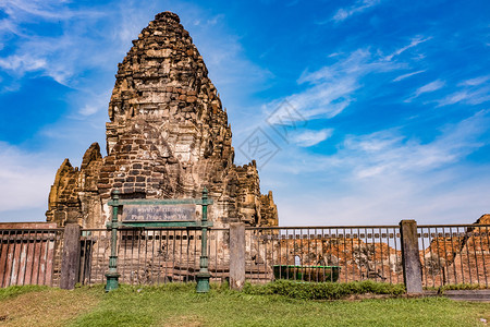 PhraPrangSamYod一座古庙泰国Lop图片