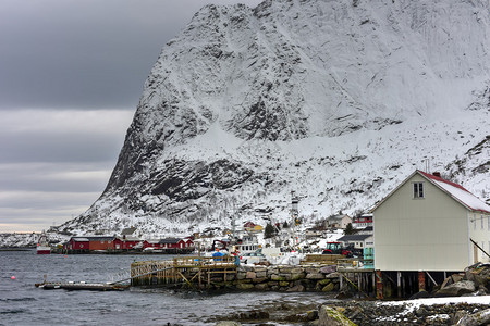 在挪威洛福顿群岛的里尼高清图片