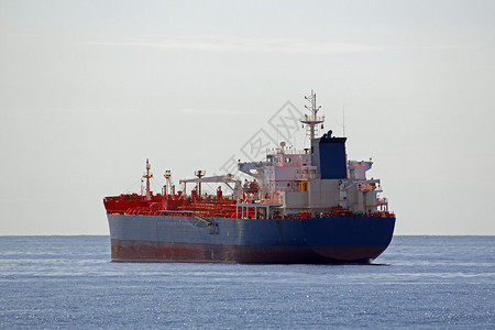 货船航行用于货物运输图片