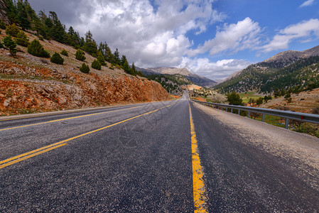 高山公路图片