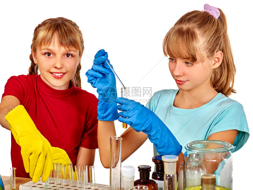 儿童在孤立的化学物质上持有瓶子图片