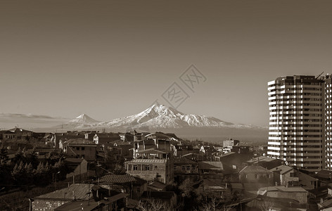 与阿拉特山相遇的埃里温照片亚美尼亚背景图片