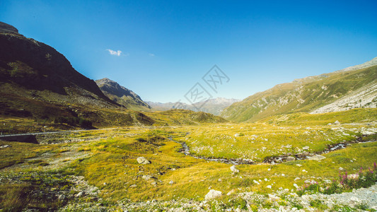瑞士山区全景大屏幕瑞士图片