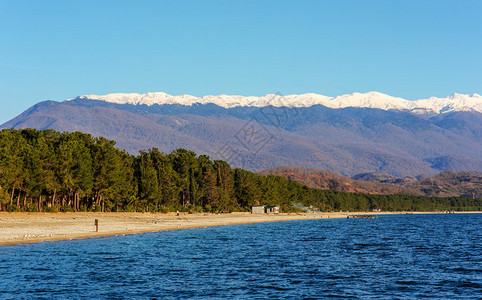 与海山和天空的风景阿布哈兹图片