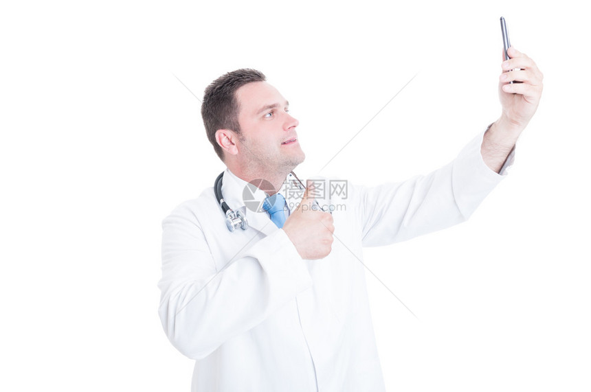 男医或生自拍在白色背景上举起图片