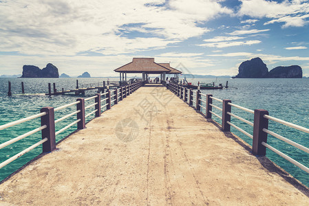 泰国KohNgai岛的Andaman海景使用的Vintag图片