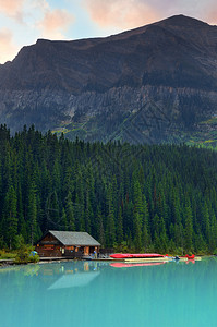 加拿大班夫公园LakeLou图片