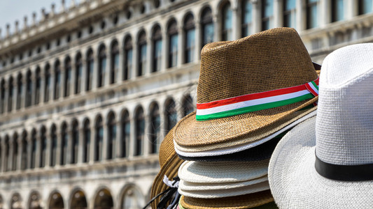 卖彩色帽子威尼斯图片