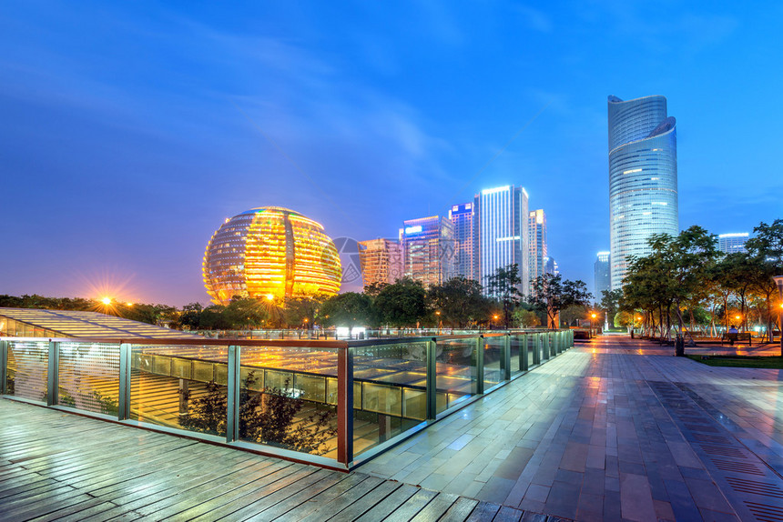 杭州摩天大楼夜景图片