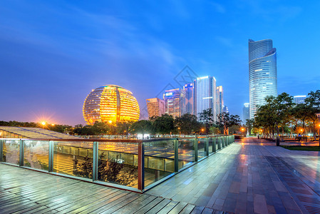 杭州摩天大楼夜景图片