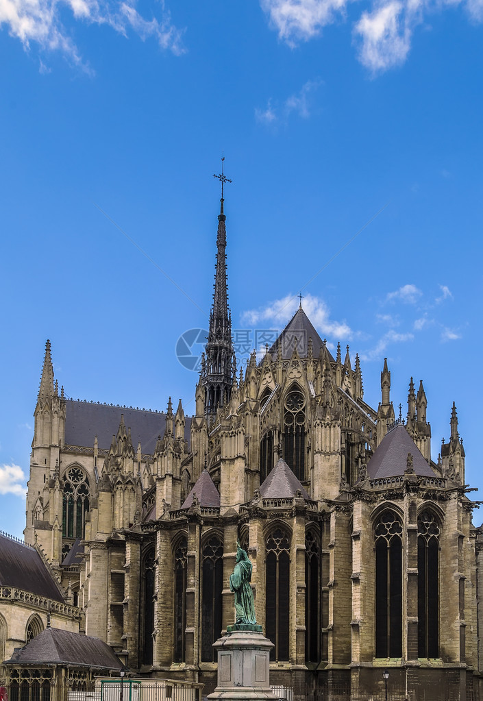 亚眠大教堂是一座罗马天主教大堂大教堂建于1220年至1270年之间图片