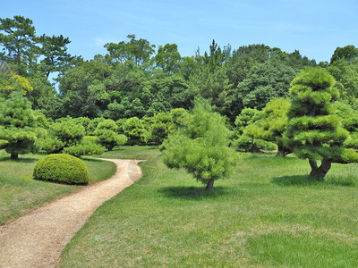 日本香川县高松市栗林花园的走道栗林庭园是日本最著名的图片