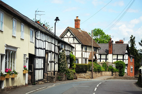 沿东街彭布里奇赫尔福德郡英国西欧的白图片