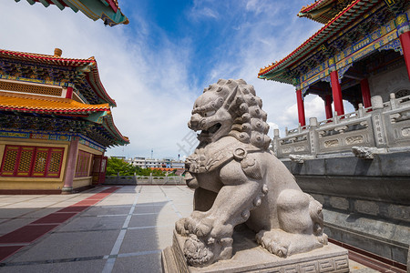 泰国中寺庙上的狮子雕像WatLengNoei图片