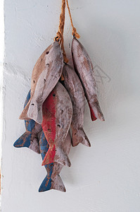 室内装饰用绳子挂的装饰木鱼图片