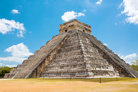 库尔坎寺庙墨西哥尤卡坦州基背景图片