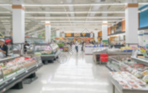 抽象背景的模糊超市这是超市的生鲜部分由于交通繁忙图片