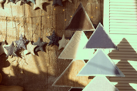 麻布背景墙星和杉木图片