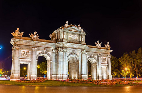 古老的马德里城门之一西班牙图片