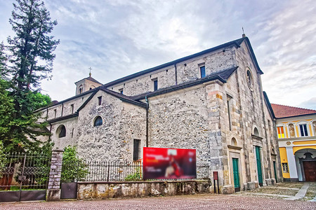 圣弗朗西斯科教堂位于瑞士提契诺州洛卡诺豪华度图片