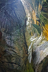 特罗姆梅尔巴赫瀑布峡谷的峡谷图片