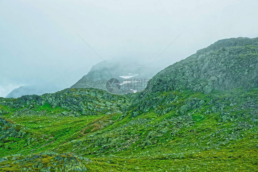 瑞士伯尔尼州因特拉肯奥贝哈斯利区劳特布伦宁山谷图片