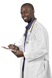 非裔美国黑人医生带有病人历图表的剪贴板图片