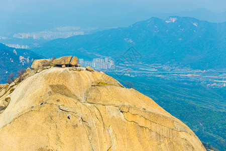 南韩布坎山Insubong峰后首图片