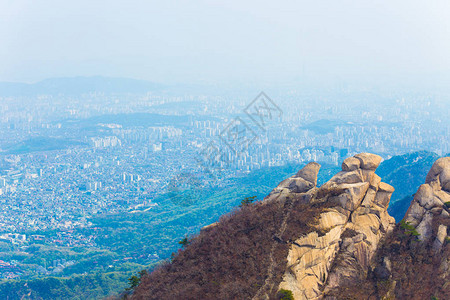 从布坎山峰起首尔市风景的象图片
