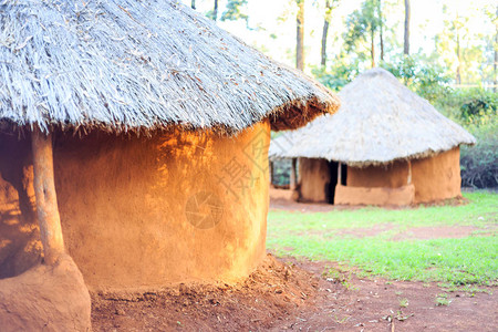肯尼亚人的传统部落村庄图片