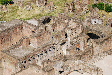 意大利罗马历史建筑的空中景象图片