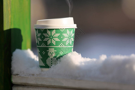 冬季风景室热咖啡杯户外图片