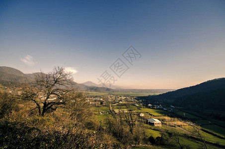 山地秋或冬季风景图片