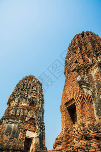 AYUTTHAYAYAYTHAILANDRuins和古董在阿尤图片